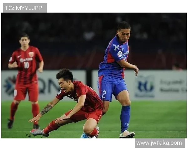 广州富力与上海上港比赛主裁判表现分析及其对比赛结果的影响探讨